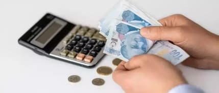 DİSK-AR: Asgari ücretli, ücreti cebine girmeden 1359 TL'sini kaybetti