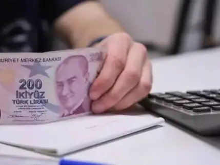 DİSK araştırdı: 6 ayda işçilerin toplam maaşının 1,2 trilyon lirası zamlara ve vergiye gitti