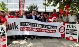 DİSK, TÜİK önünde protesto yaptı: Bu rakam kavgası değil, ekmek kavgasıdır