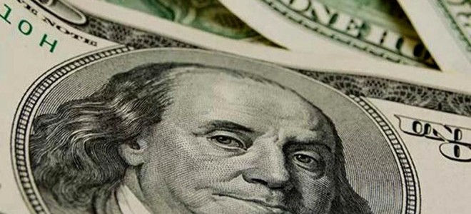 Dolar 4 TL'nin Üzerinde Seyrediyor