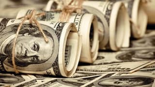 Dolar 5,46'yı Geçti, Euro Rekor Kırdı