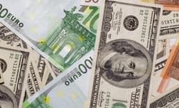 Dolar 6,44'ü, Euro 7,53'ü Aştı