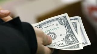 Dolar 7,85 seviyesine yükseldi