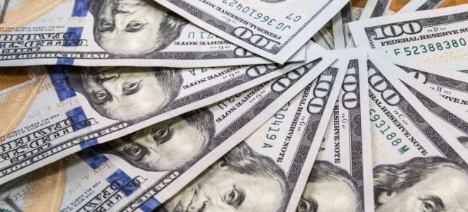 Dolar haftanın ilk gününde sert düştü