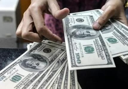 Dolar küresel piyasalarda zayıflarken, dolar/TL’de yükseliş engellenemiyor