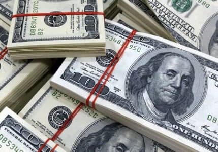 Dolar 2 ayın en düşüğünde