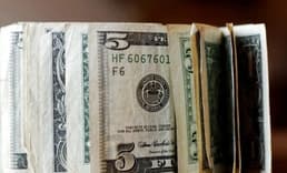 Dolar kuru 2025 sonunda kaç lira olur?: 12 aracı kurum temsilcisi yanıtladı