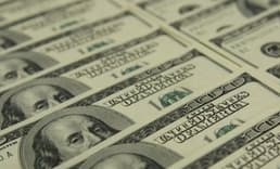 Dolar tekrar yükselirken borsa sert düştü