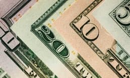 Dolar/TL 5,92'yi aştı