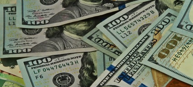 Dolar/TL'de düşüş hızlandı