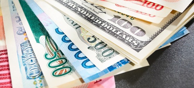 Dolar/TL düşüşünü sürdürüyor