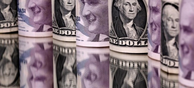 Dolar/TL haftanın son gününe 7,44 seviyesinde başladı