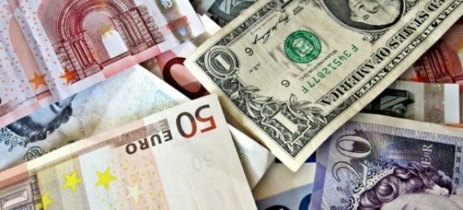 Dolar ve euro güne düşüşle başladı