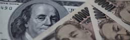 Dolar/yen BOJ'nin zayıf para politikası karşısında 24 yılın zirvesinde
