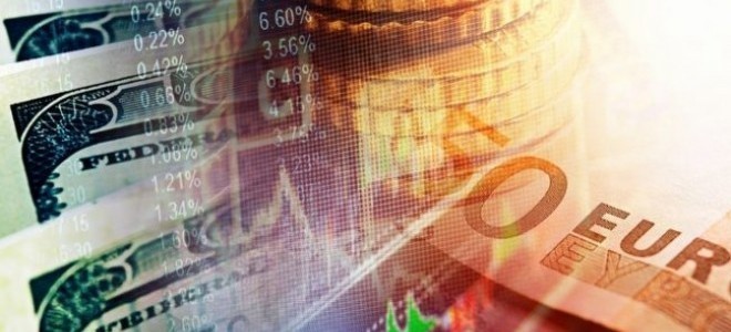 Dolar Yükseliyor, Euro Rekor Kırdı