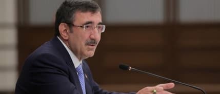 Dolmabahçe'de ekonomi zirvesi: Cevdet Yılmaz'dan önemli mesajlar