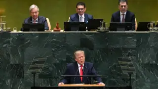 Donald Trump'tan İran'la anlaşma mesajı