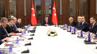 Dört saatlik EKK toplantısı sonrası fon mesajı