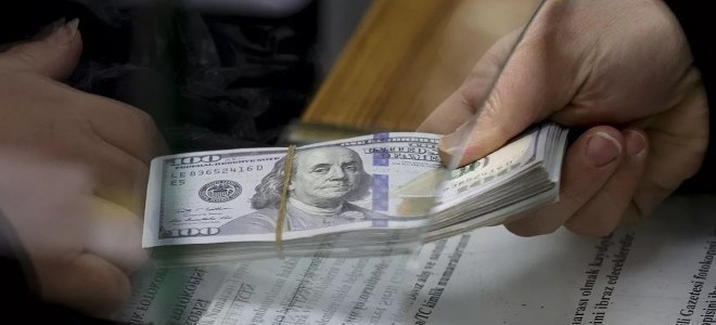 Döviz bozduranlardan ek ücret alındığı iddialarına yanıt