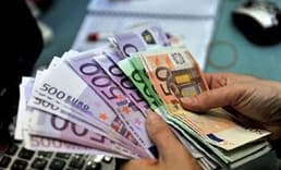 Döviz kurlarında günün ilk rakamları
