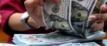 Döviz mevduatlarında 1,2 milyar dolarlık gerileme