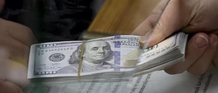 Dövize ilgi yeniden arttı: Mevduatlarda 2,1 milyar dolarlık artış yaşandı