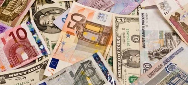 Dövizler güne hafif artışla başladı