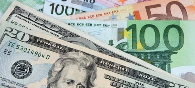 Dövizler Yeni Tarihi Rekor Düzeylerde