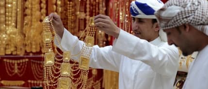 Dubai'de altın stoku birikti: Tüccarlar elden çıkarmak için zararına satışa başladı