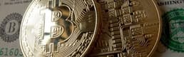 Dünyada ilk kez klasik bir banka 'Bitcoin ATM'si uygulaması başlattı