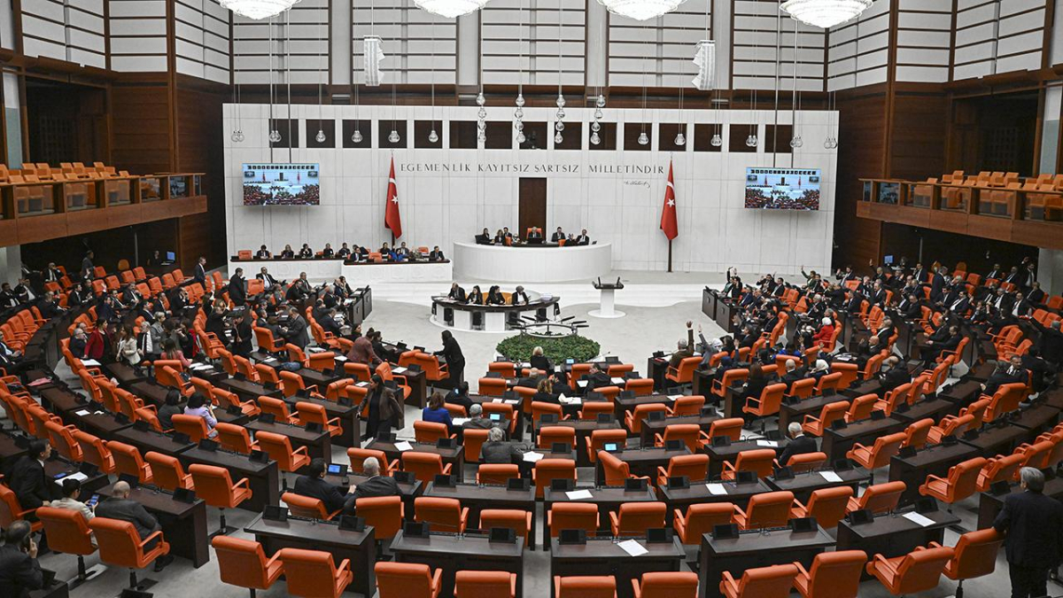 Düzenleme Meclis'ten geçti: Yeni tanım "Adli süreçteki çocuk"