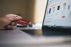 E-ticaret hacmi 5 yılda 10 trilyon lirayı aştı