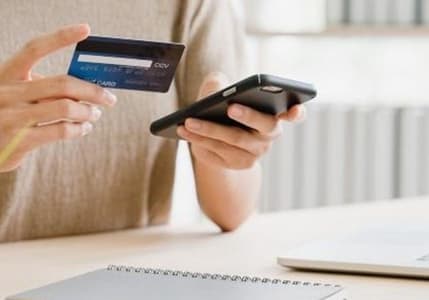 E-ticarette satış hacmi 801 milyar TL'ye ulaştı