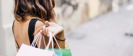 E&Y: İnternetten alışveriş yerini yeniden fiziki mağazalara bırakıyor