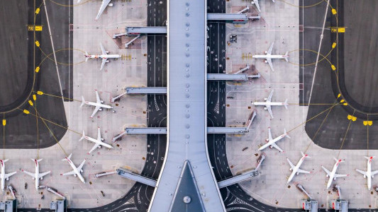 EasyJet CEO’su uyardı: Uçak biletlerinde yaz sonu zammı kaçınılmaz oldu