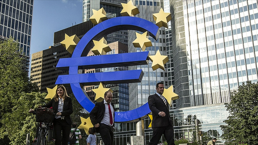 ECB Başekonomisti Lane'den Euro Bölgesi için 3 farklı senaryo