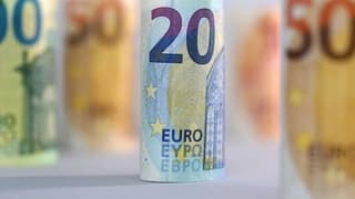  ECB'nin kararlarında eurodaki hareketlerin belirleyici olabileceği tahmin ediliyor