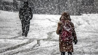 Eğitime kar engeli: Birçok il ve ilçede okullar tatil edildi
