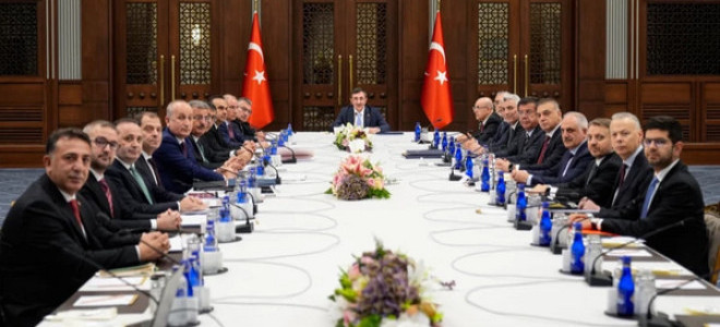 EKK: Sürdürülebilir büyüme kesintisiz devam edecek