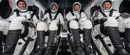 Ekonomiden sorumlu bakanlardan Türkiye'nin ilk astronotu Gezeravcı'ya tebrik mesajı 