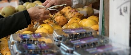 Ekonomistler küresel çapta artık daha zayıf bir enflasyon bekliyor