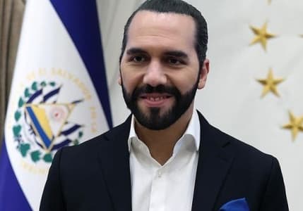 El Salvador Başkanı Bukele, Bitcoin stratejisiyle övgü topluyor