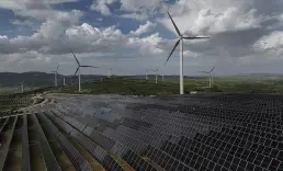 Elektrik üretiminde rüzgar ve güneş ilk kez gazı geride bıraktı