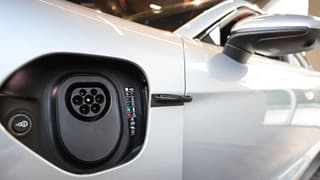 Elektrikli araç pazarında 20,7 milyonluk dev rekor