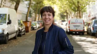 Elif Eralp Berlin seçimlerinde zaferini ilan ediyor