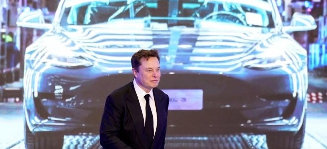 Elon Musk'ın siyasi duruşu sonrası Tesla'da tarihi zarar