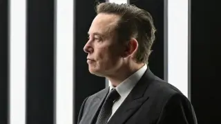 Elon Musk'tan yapay zeka tehdidine esprili yanıt