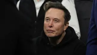 Elon Musk yeniden trilyoner oldu