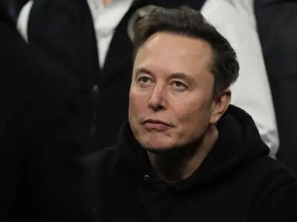 Elon Musk yeniden trilyoner oldu