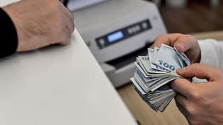 Emekli-Sen, zam oranını protesto etti